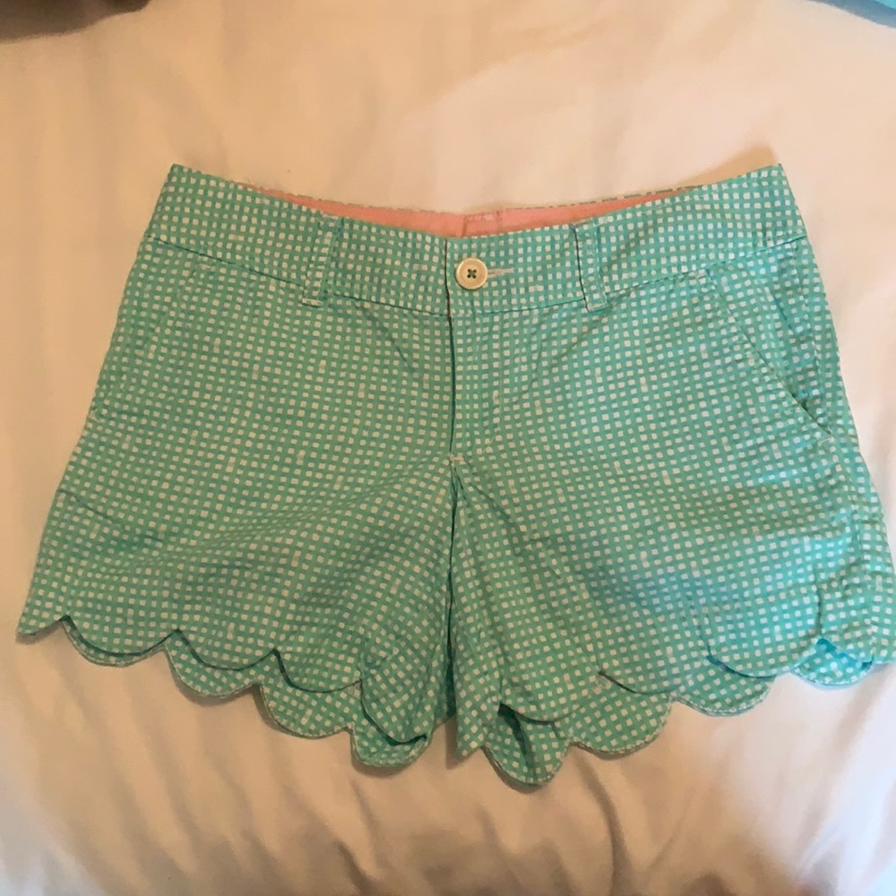 Never worn size 2 Lily Pulitzer shorts!
